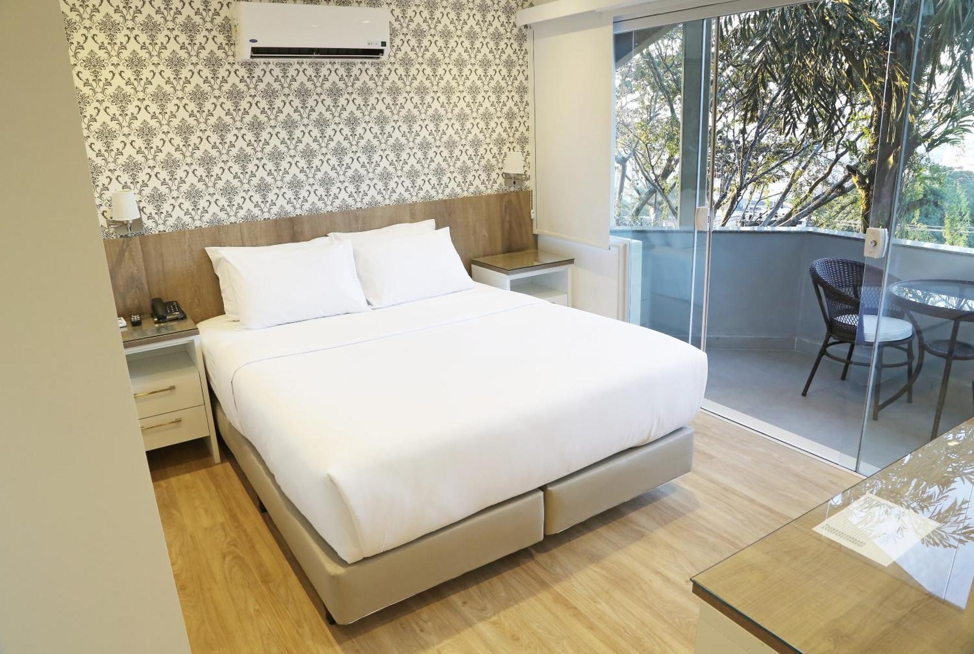 Mini-hôtel Sant' Martre 4*